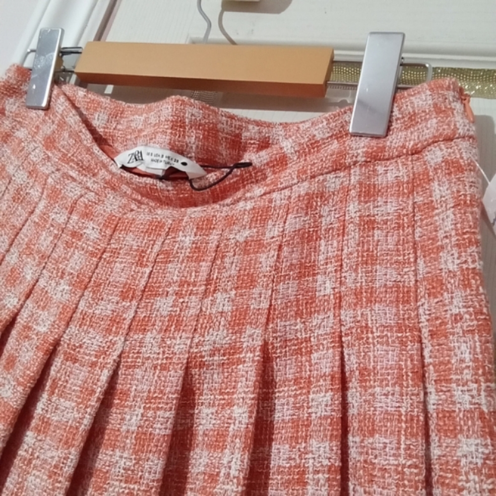 ZARA🐞Y2K Tweed Plaid Orange Cream Pleated Mini High Waisted Skirt Sz:S - Picture 8 of 9